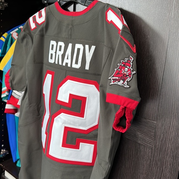 Tom Brady Tampa Bay Buccaneers Nike Pewter Vapor Elite Authentic NFL Jersey - Picture 6 of 7